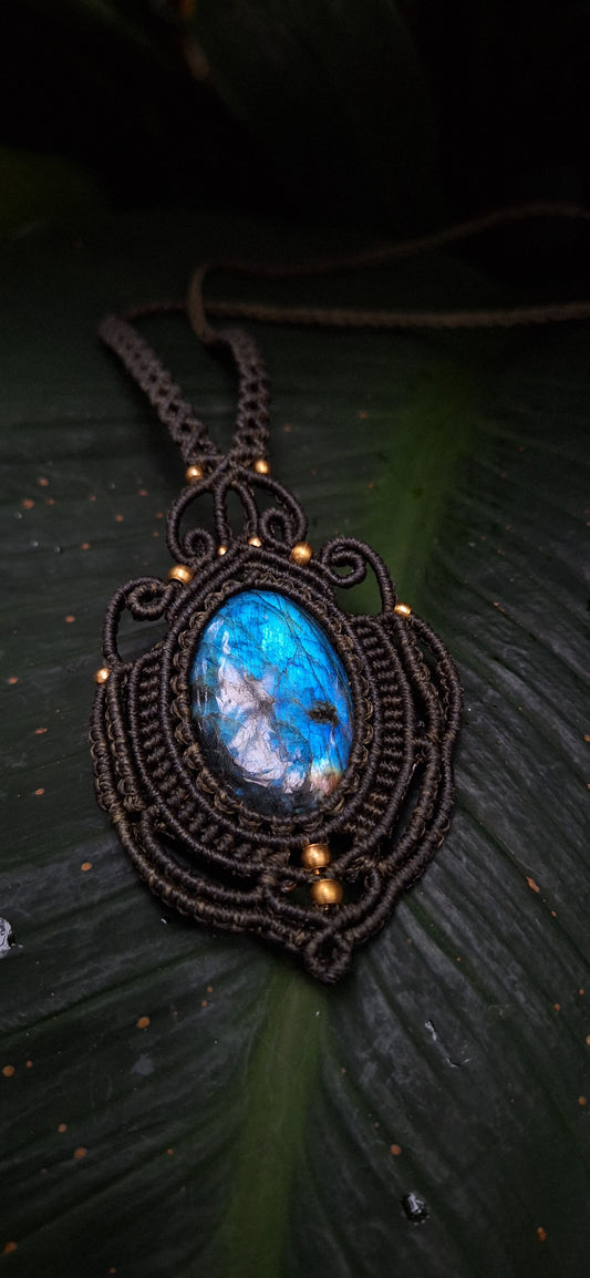 Makramee Kette mit Labradorit