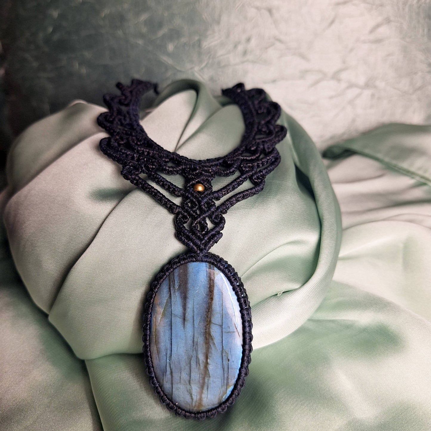 Makramee Kette mit Labradorit/ Boho Hippie Schmuck