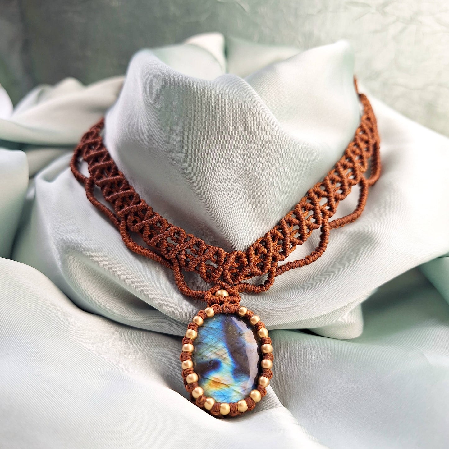 Makramee Kette mit Labradorit/ Boho Hippie Schmuck