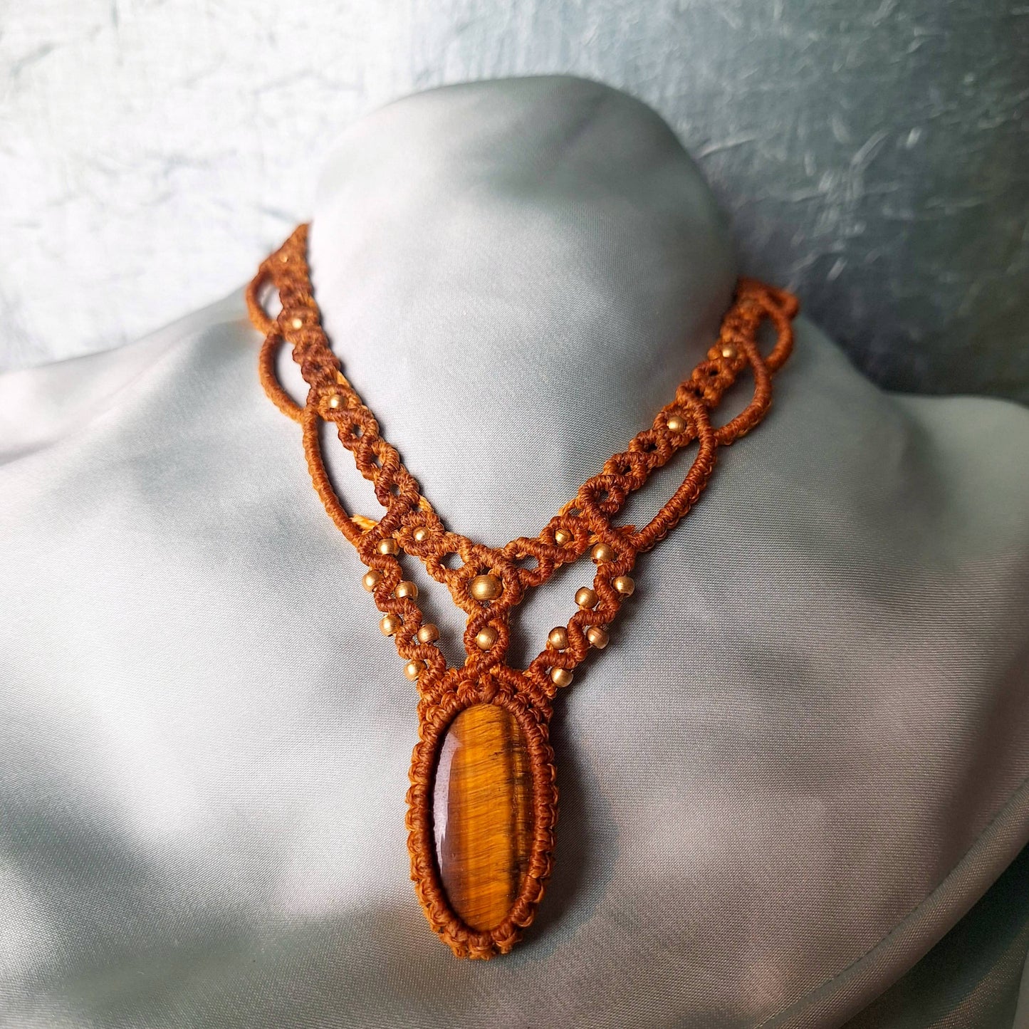 Makramee Kette mit Tigerauge/ Boho Hippie Schmuck