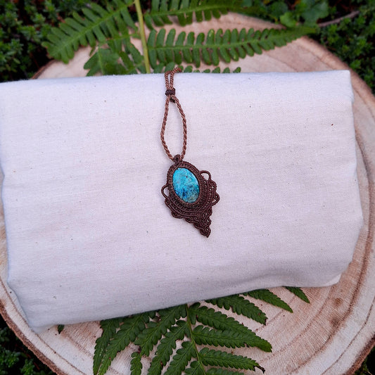 Ocean Oracle – Macramé Necklace with Chrysocolla