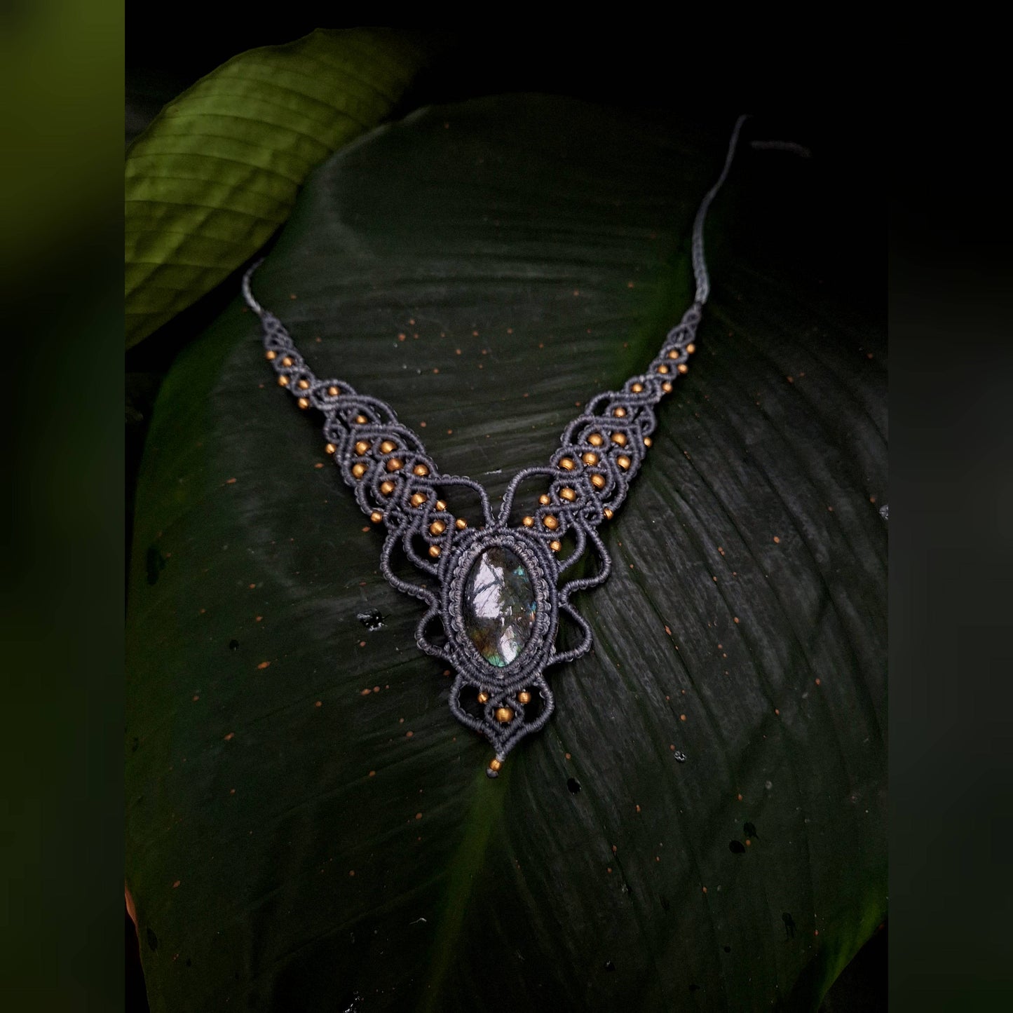 Moonveil – Macramé Necklace with Blue Labradorite