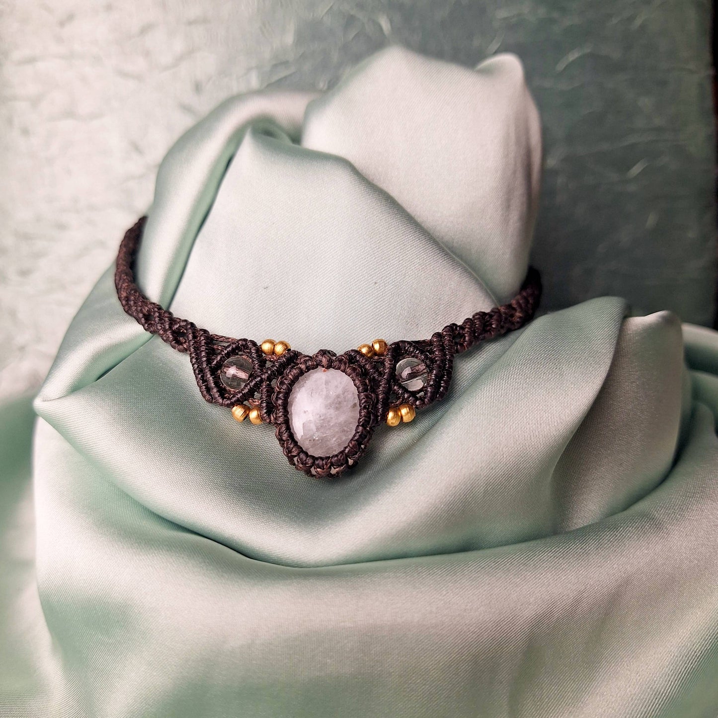 Makramee Kette mit Mondstein/ Boho Hippie Schmuck