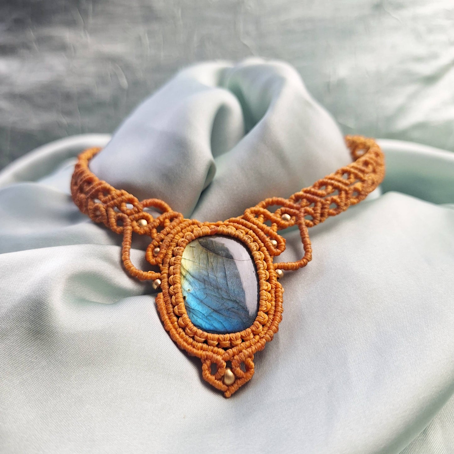 Makramee Kette mit Labradorit/ Boho Hippie Schmuck
